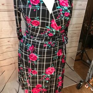 Paisley Raye Hot Pink Rose Wrap